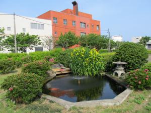 上越市下水道センターの外観写真
