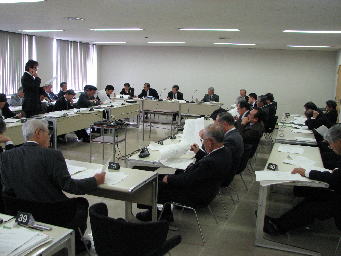 第2回全議員説明会（基本条例（たたき台））の様子（写真1）