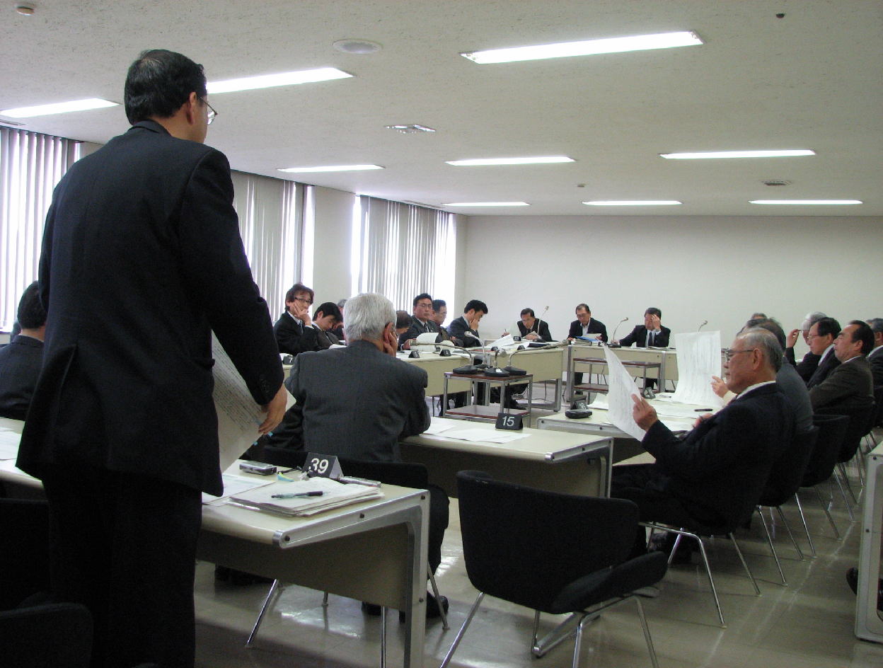 第2回全議員説明会（基本条例（たたき台））の様子（写真2）