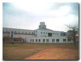 新潟県立看護大学（外観写真）