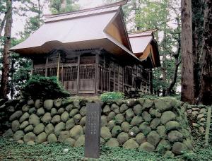 塚之宮八幡宮本殿（画像）