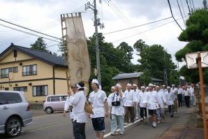 水谷家に向かう南方位山（写真）