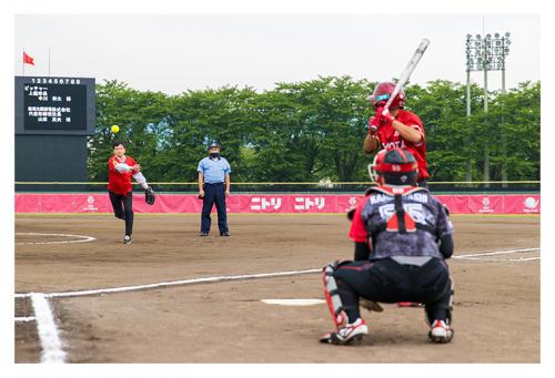 「Japan Diamond Softball LEAGUE2022」上越大会ファーストピッチセレモニー写真