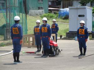 小型ポンプ操法（終了・集合）（写真）