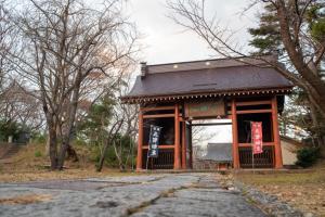 国分寺の山門（写真）