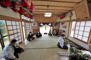 子安神社　秋の祭礼の様子　写真