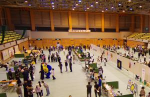 第1回地域クラブフェア　会場内の様子（写真）