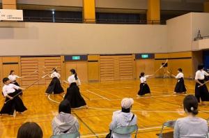 第1回地域クラブフェア　なぎなたのPRステージ（写真）