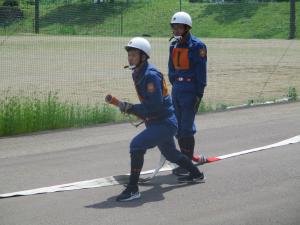 小型ポンプ操法披露（写真）