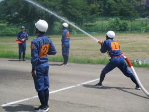 小型ポンプ操法披露（写真）