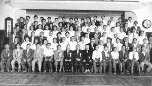 上越学童予防研究会10周年での記念撮影の写真