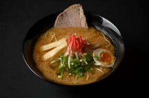 たんぽぽラーメン　元祖雪室酒かすみそラーメン（写真）