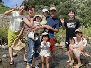 曽山さん一家（写真）