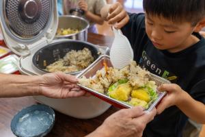 清里産食材を使用した料理の様子（写真）