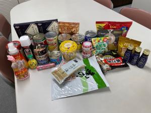 フードドライブで集まった食品（写真）