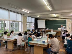 高志小学校での講座の様子