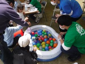 水ヨーヨー（写真）