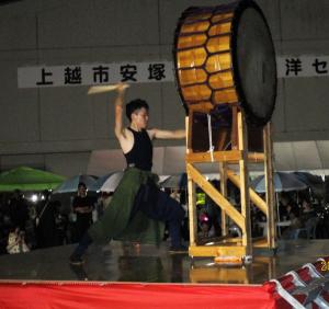 坂牧颯人さんによる和太鼓演奏（写真）