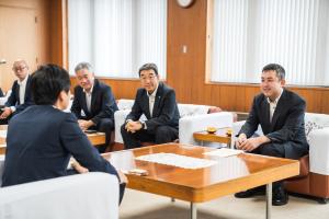 DX推進官への委嘱状交付式の写真