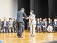 任命書交付式の様子（写真）