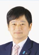 上越市長　中川幹太（写真）