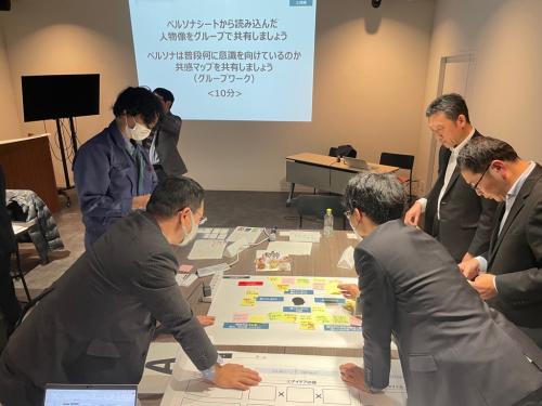 DAY1　グループワークの様子（写真）