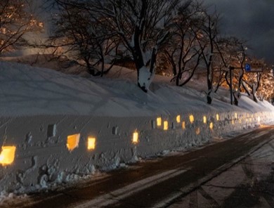 雪灯ろうの様子（写真）
