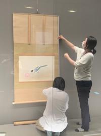 実習の様子（展示物の入替・写真）