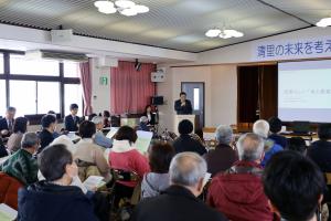 講演会の様子（写真）