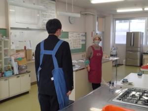 最後に講師に御礼の言葉(写真)