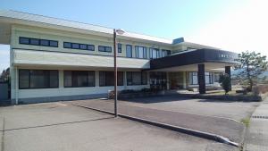 高士地区公民館の外観写真