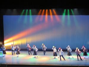 ジャズダンスの様子（写真）