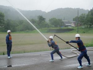 小型ポンプ操法披露（写真）