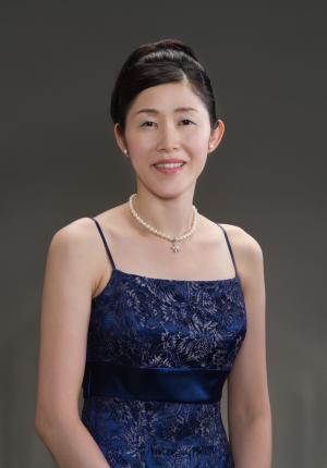 上野裕子（写真）