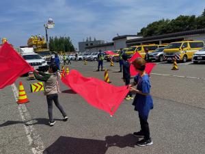 旗振り体験（写真）