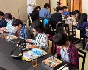 勝どき飯試食（写真）