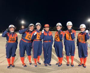 女性消防部　集合写真（画像）