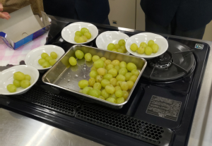 シャインマスカット（写真）