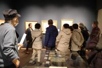 展示ツアーの様子（写真）