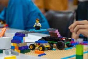 地域資源であるホタルを活かしたふるさと大浦安青少年育成会での作品（写真）