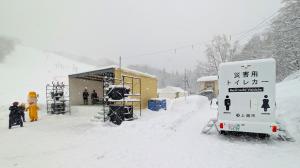 レルヒ祭でトイレカーを活用(写真)