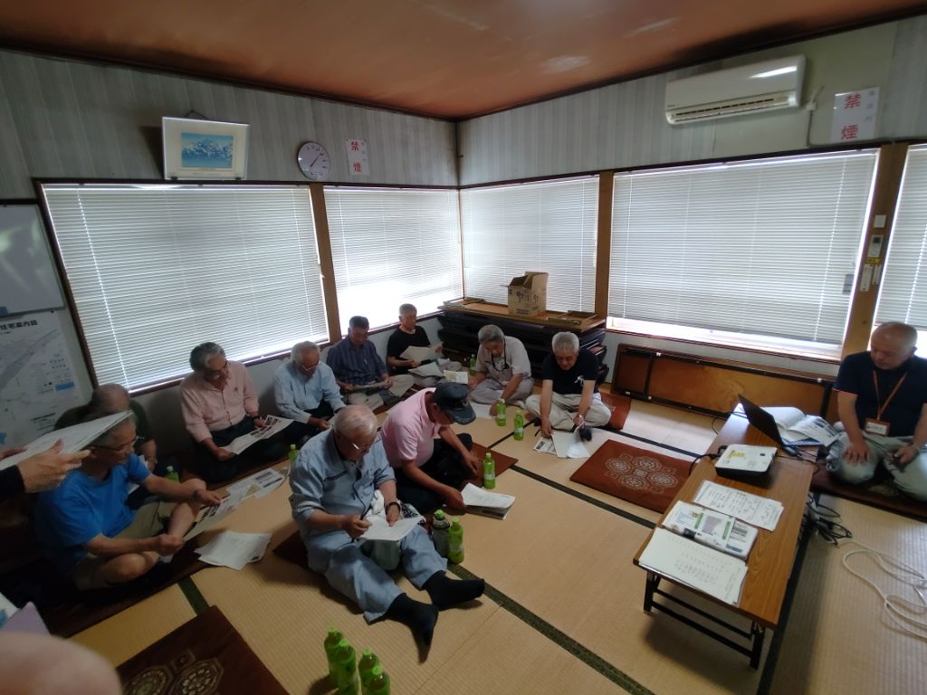 岩木地域集落勉強会の様子（写真）