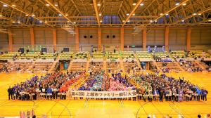 第42回上越市ファミリー綱引大会（集合写真）