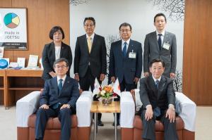駐新潟大韓民国総領事館 林承澈(イム・スンチョル)総領事との面談(写真)