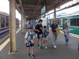 直江津駅（写真）
