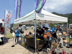 とうもろこし販売ブースの様子（写真）